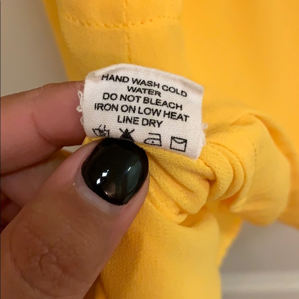 Yellow top - Picture 5 of 7